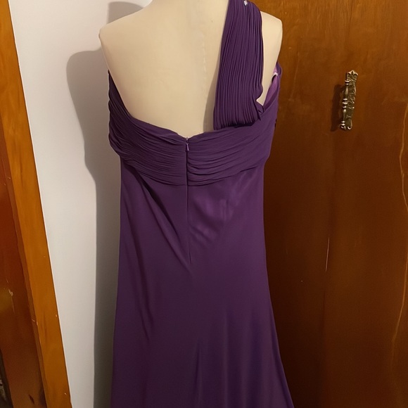 Purple one shoulder gown - Picture 6 of 7